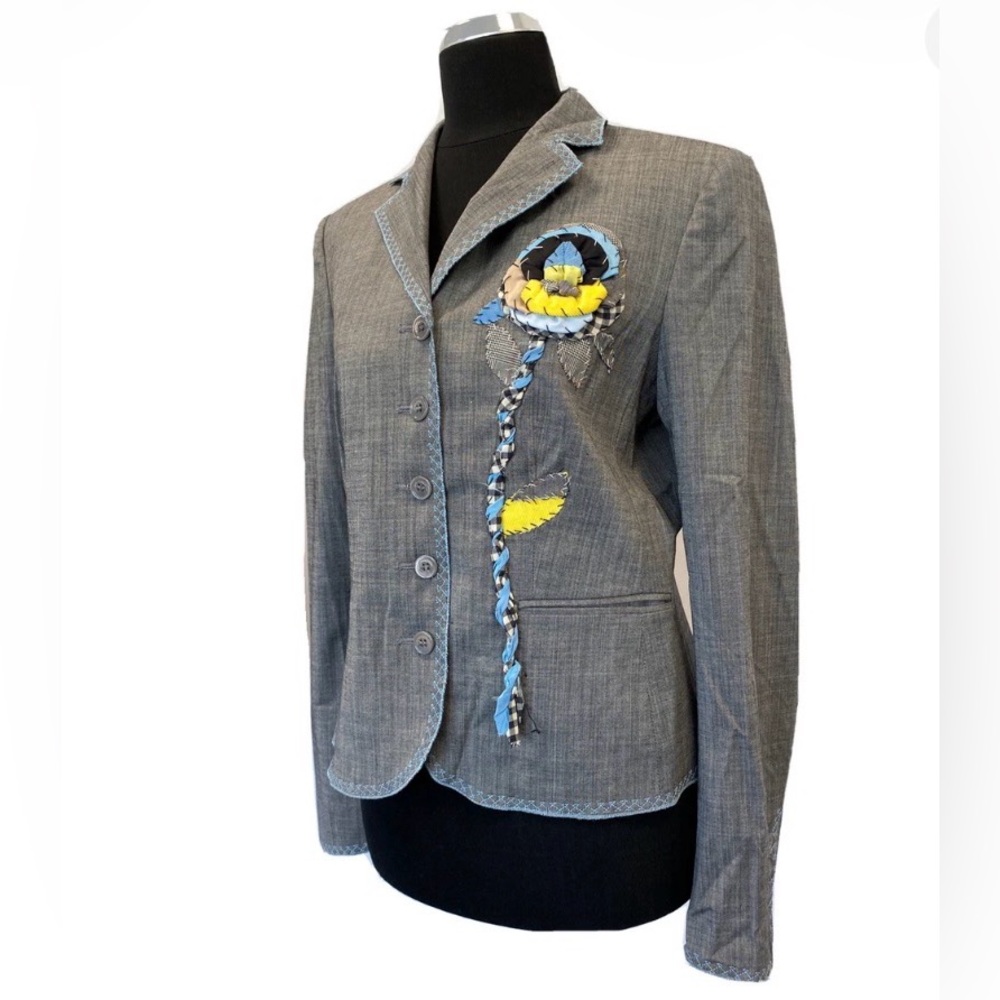 Moschino Women's Gray Blazer with Colorful Embroidery
